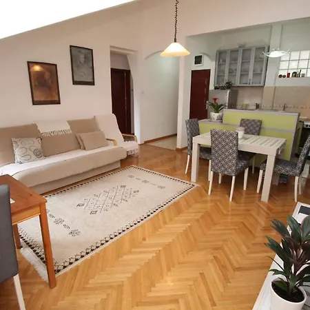 Meric Duplex *